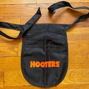 Hooters girl pouch